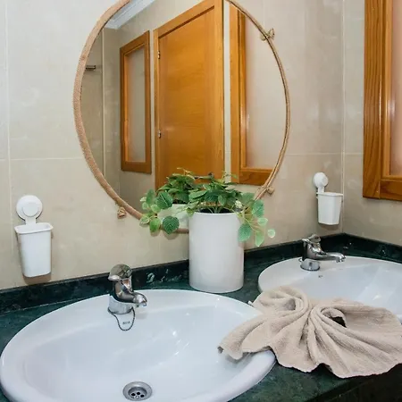 וילה 22 Sea Views, Pool,games,hot Tub, Office With Computer+ Wifi