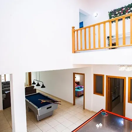 וילה 22 Sea Views, Pool,games,hot Tub, Office With Computer+ Wifi פלאיה בלנקה