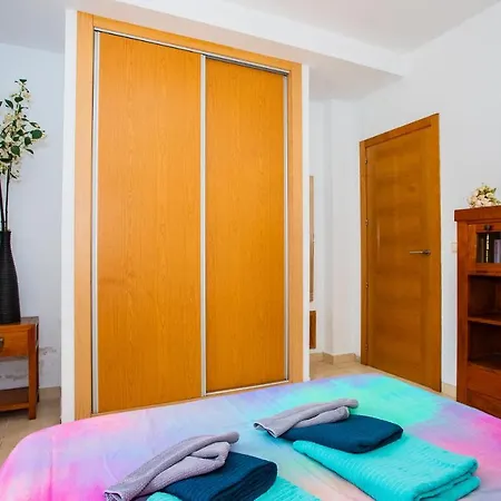 וילה 22 Sea Views, Pool,games,hot Tub, Office With Computer+ Wifi *
